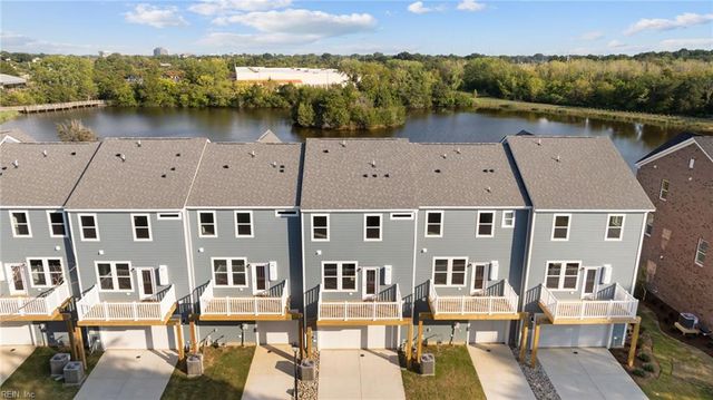 176 Freeman DR, Hampton, VA 23666