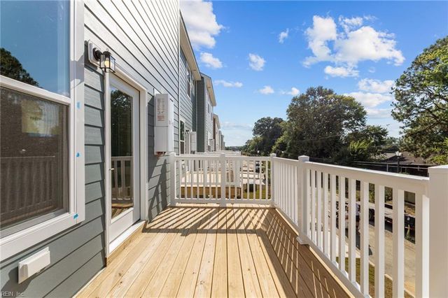 176 Freeman DR, Hampton, VA 23666