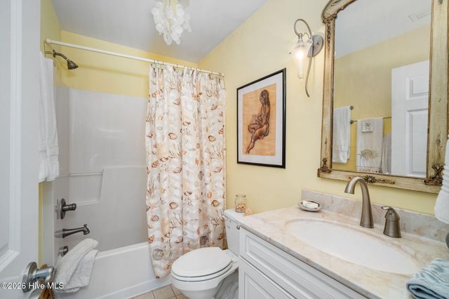 108 Swing Easy Lane, Harkers Island, NC 28531