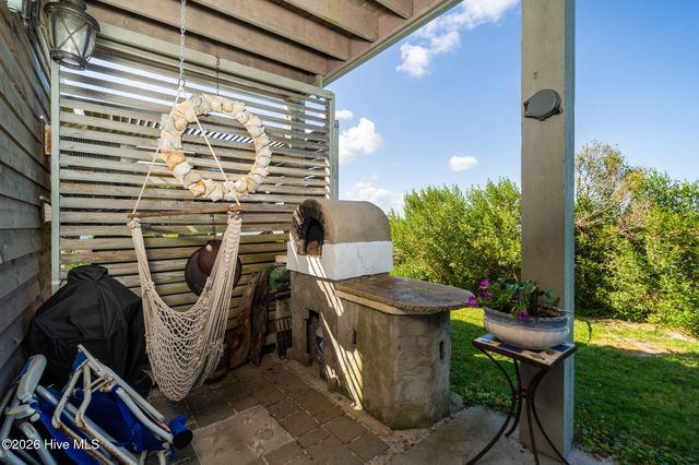 108 Swing Easy Lane, Harkers Island, NC 28531