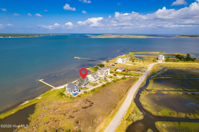 108 Swing Easy Lane, Harkers Island, NC 28531