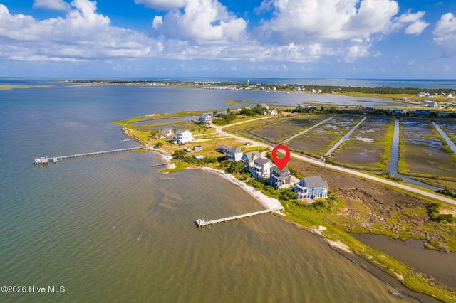 108 Swing Easy Lane, Harkers Island, NC 28531