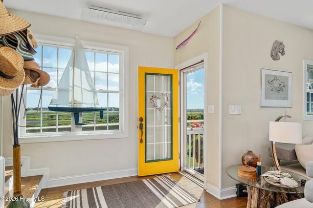 108 Swing Easy Lane, Harkers Island, NC 28531