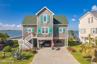 108 Swing Easy Lane, Harkers Island, NC 28531