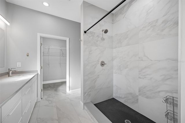 2144 43RD TERRACE N, St Petersburg, FL 33714