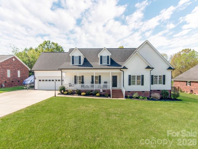 2261 Stallings Road, Harrisburg, NC 28075