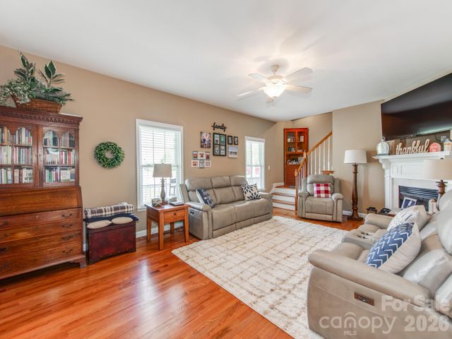 2261 Stallings Road, Harrisburg, NC 28075
