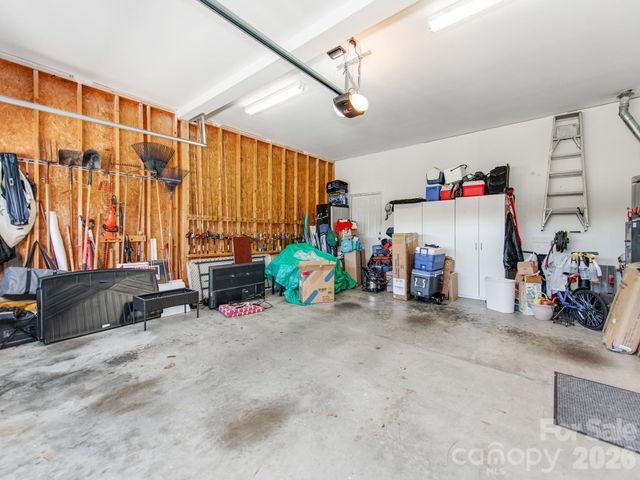 2261 Stallings Road, Harrisburg, NC 28075