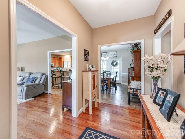 2261 Stallings Road, Harrisburg, NC 28075