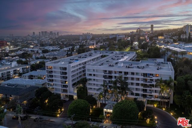 1131 Alta Loma Road 515, West Hollywood, CA 90069