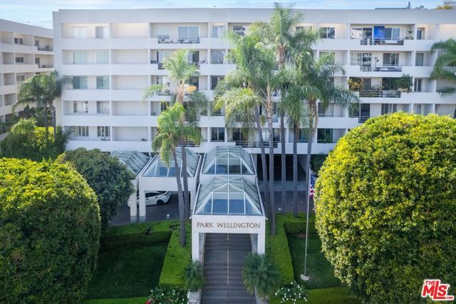 1131 Alta Loma Road 515, West Hollywood, CA 90069