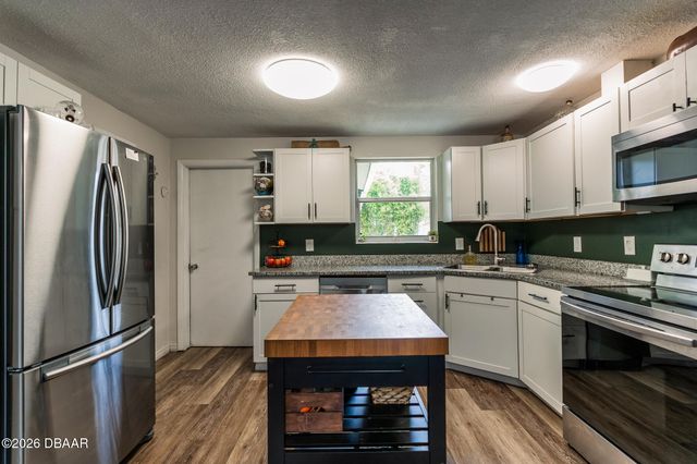 728 N Flamingo Drive, Holly Hill, FL 32117