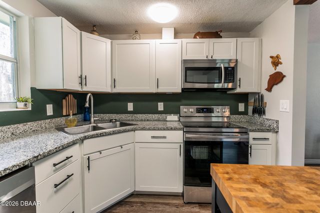 728 N Flamingo Drive, Holly Hill, FL 32117