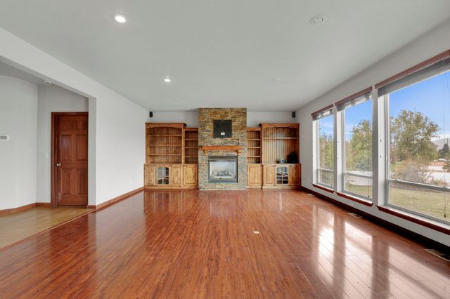 20306 E Happy Trails Ln, Otis Orchards, WA 99027