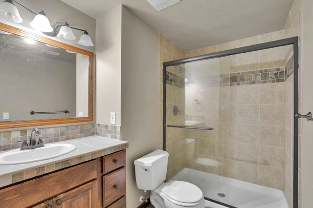 20306 E Happy Trails Ln, Otis Orchards, WA 99027