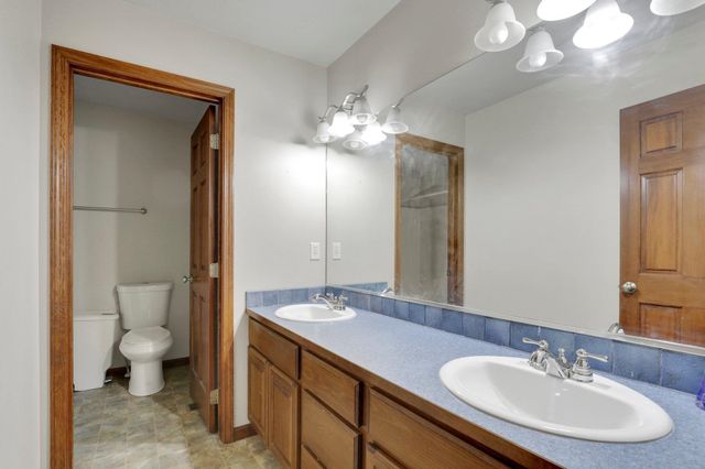 20306 E Happy Trails Ln, Otis Orchards, WA 99027