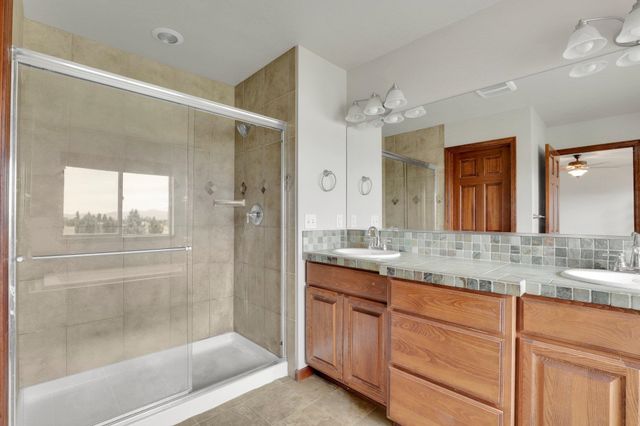 20306 E Happy Trails Ln, Otis Orchards, WA 99027