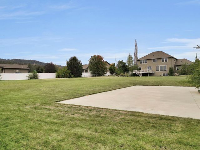 20306 E Happy Trails Ln, Otis Orchards, WA 99027