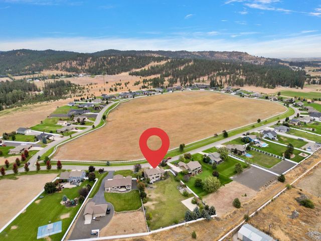 20306 E Happy Trails Ln, Otis Orchards, WA 99027