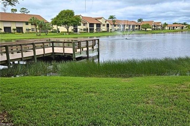 8445 Charter Club CIR 3, Fort Myers, FL 33919