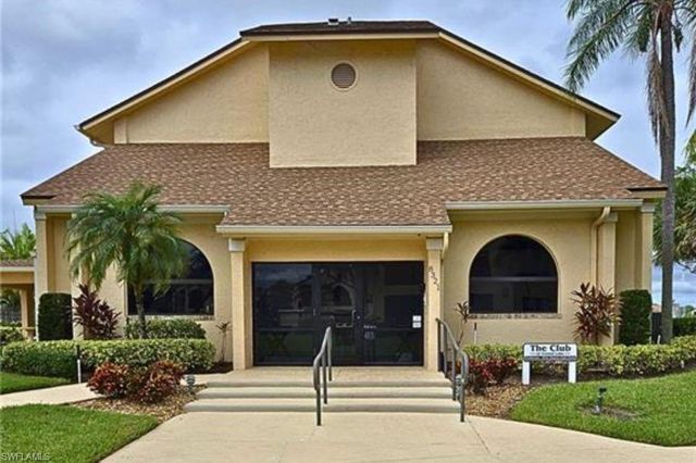8445 Charter Club CIR 3, Fort Myers, FL 33919