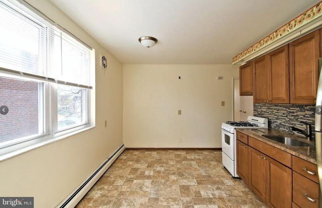 100 BORBECK AVE #2ND FLOOR, Rockledge, PA 19046
