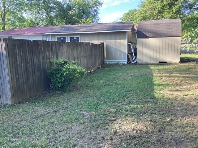 43 E 2nd Avenue, Chatsworth, GA 30705