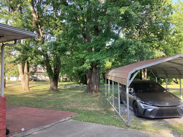 43 E 2nd Avenue, Chatsworth, GA 30705