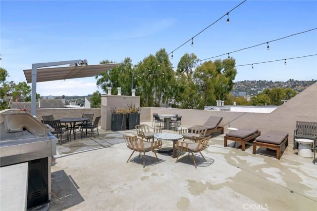 750 N Kings Road 111, West Hollywood, CA 90069