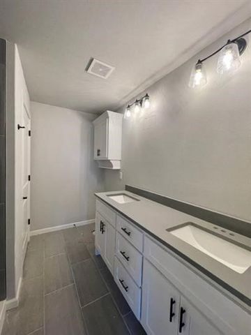 8 Copinsay Lane, Bella Vista, AR 72715