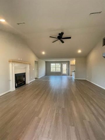 8 Copinsay Lane, Bella Vista, AR 72715