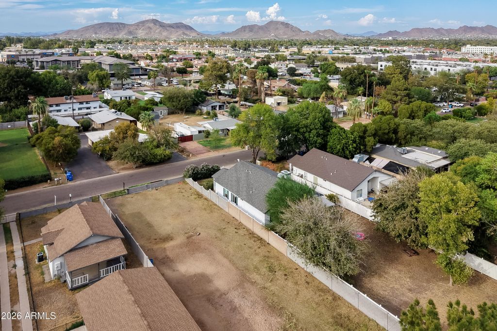 2217 W Hayward Avenue -, Phoenix, AZ 85021 — photo 4