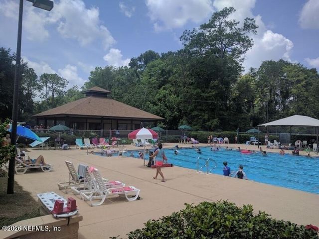 2170 THE WOODS Drive E, Jacksonville, FL 32246