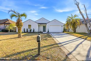 2170 THE WOODS Drive E, Jacksonville, FL 32246
