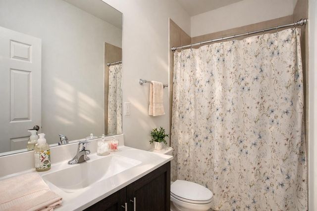 4733 Santa Cruz Way, Davie, FL 33314