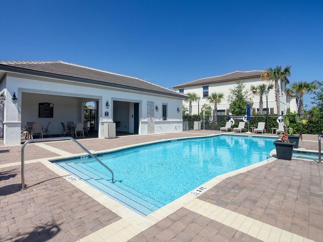 4733 Santa Cruz Way, Davie, FL 33314