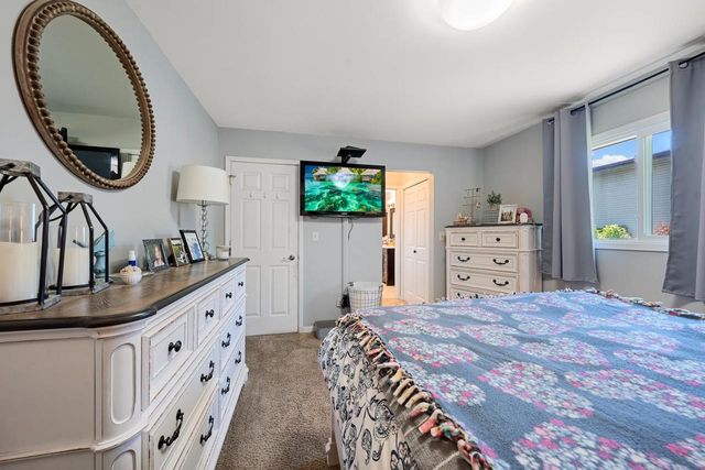 3112 SHELDON DRIVE, Oshkosh, WI 54904