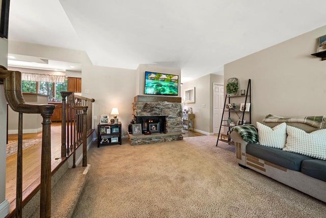 3112 SHELDON DRIVE, Oshkosh, WI 54904