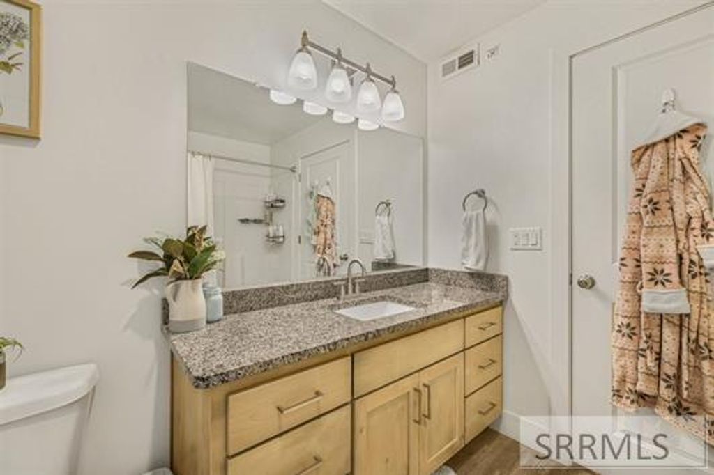 Image 8 of property listing at 238 Ella Lane, Rexburg, ID 83440