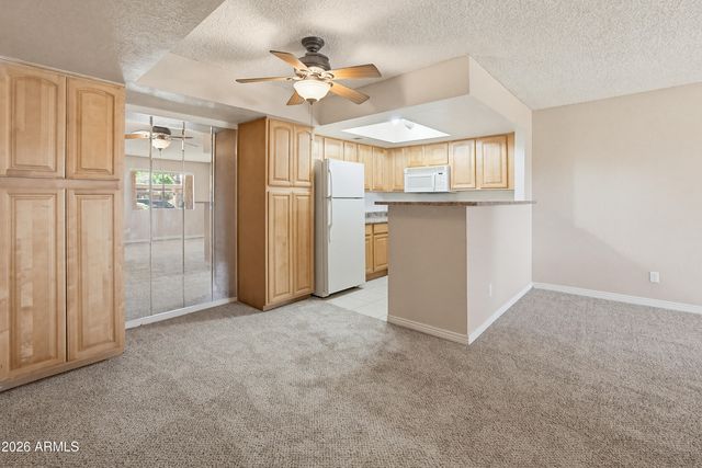 3601 W TIERRA BUENA Lane 145, Phoenix, AZ 85053