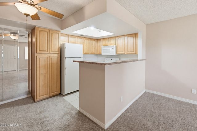 3601 W TIERRA BUENA Lane 145, Phoenix, AZ 85053