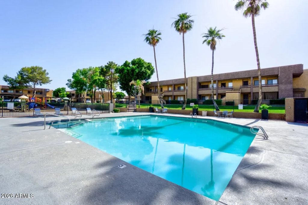 3601 W TIERRA BUENA Lane 145, Phoenix, AZ 85053