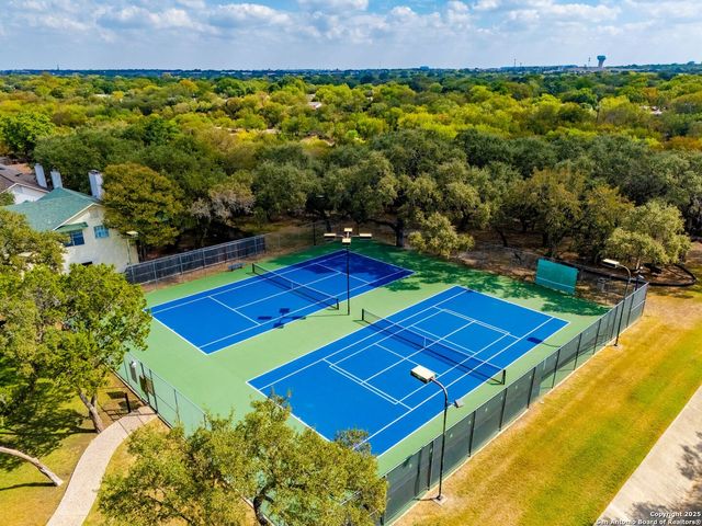 7651 Cascade Oak, San Antonio, TX 78249