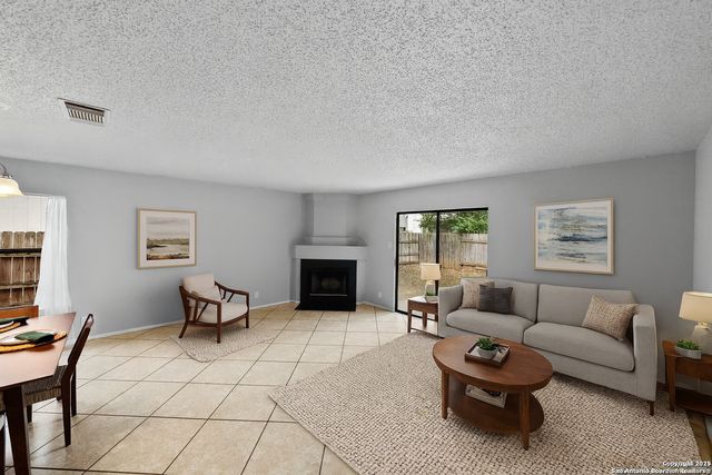 7651 Cascade Oak, San Antonio, TX 78249