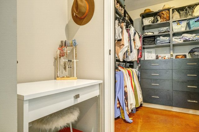 600 12th Ave S Apt 738, Nashville, TN 37203