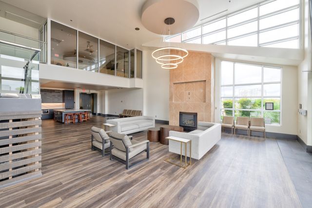 600 12th Ave S Apt 738, Nashville, TN 37203