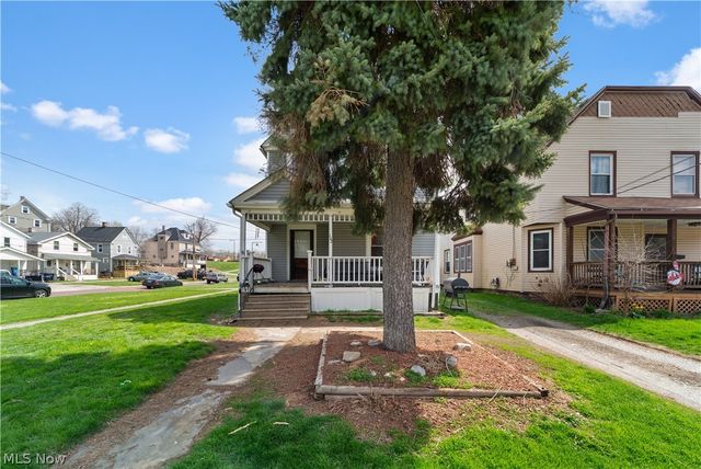 102 Water Street, Elyria, OH 44035