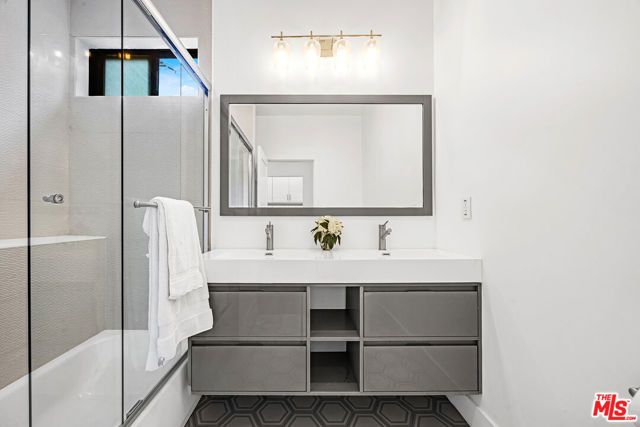 4841 Minden Place, Los Angeles, CA 90041