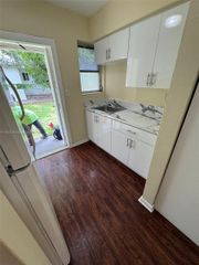 844 NW 18th Ave A, Fort Lauderdale, FL 33311