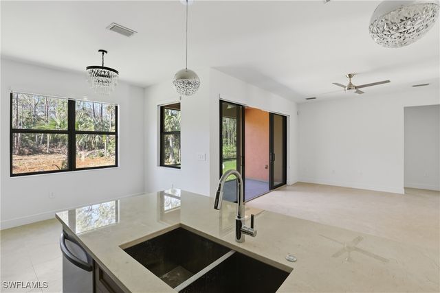 2167 Della DR, Naples, FL 34117